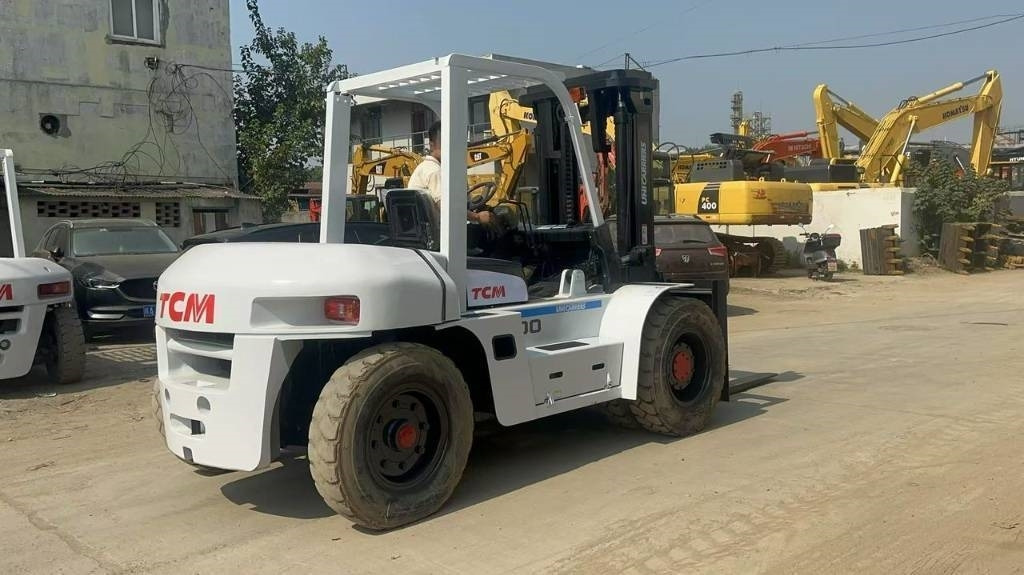 TCM FD 100 Z8 - Ekskavator teleskopik: foto 2 TCM FD 100 Z8 - Ekskavator teleskopik: foto 2