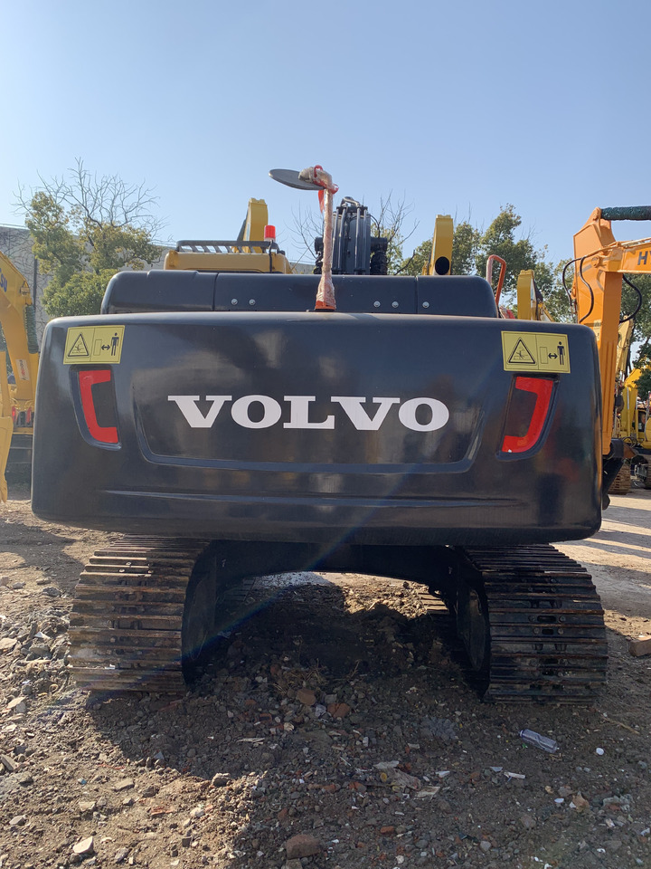 Volvo EC210D - Ekskavator me goma: foto 2 Volvo EC210D - Ekskavator me goma: foto 2