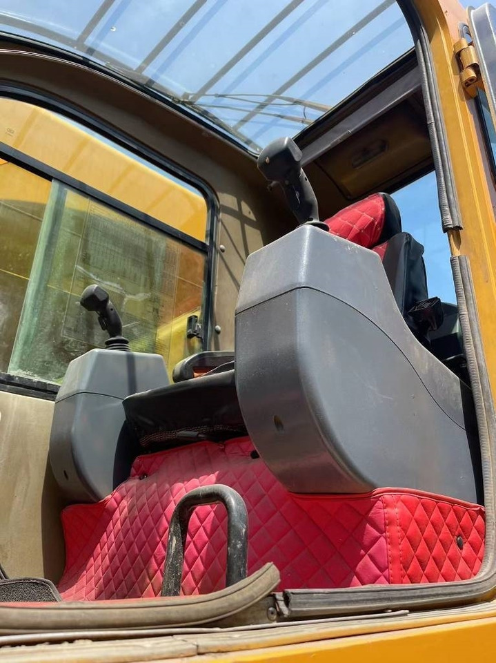 XCMG QY70K-II - Vinç për të gjitha terrenet: foto 5 XCMG QY70K-II - Vinç për të gjitha terrenet: foto 5