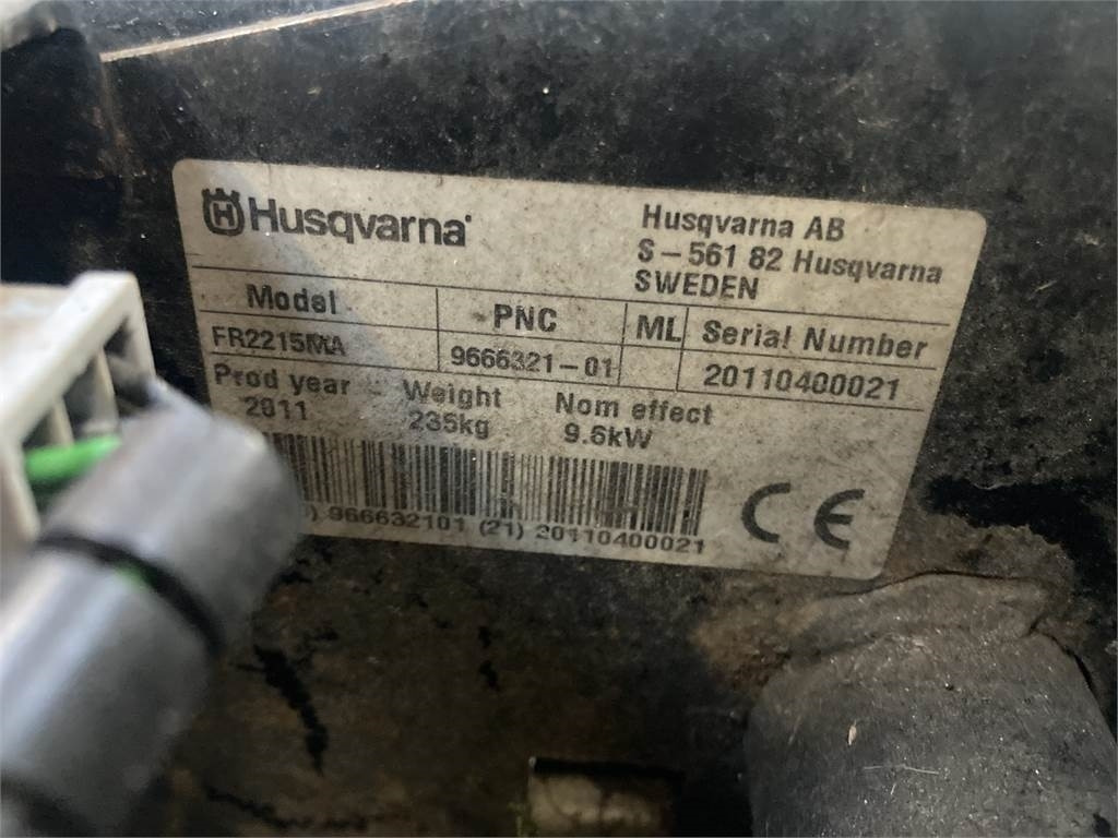 Jonsered FR2215MA - Traktor komunal: foto 3 Jonsered FR2215MA - Traktor komunal: foto 3