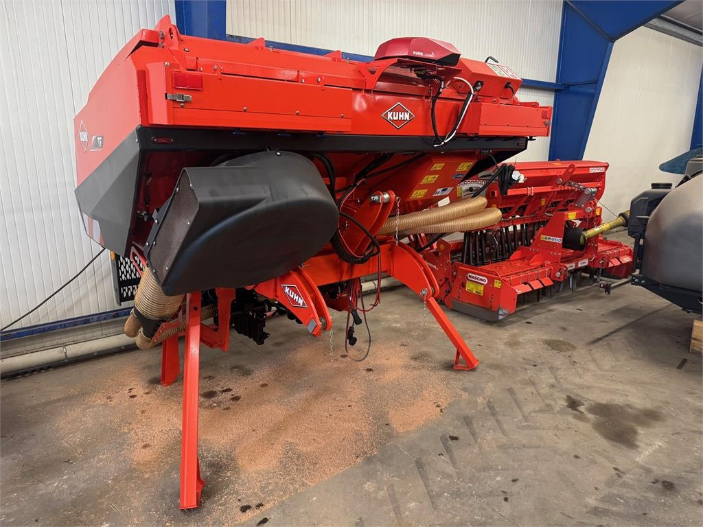 Kuhn TF 2300 C ISOBUS - Bot: foto 1 Kuhn TF 2300 C ISOBUS - Bot: foto 1