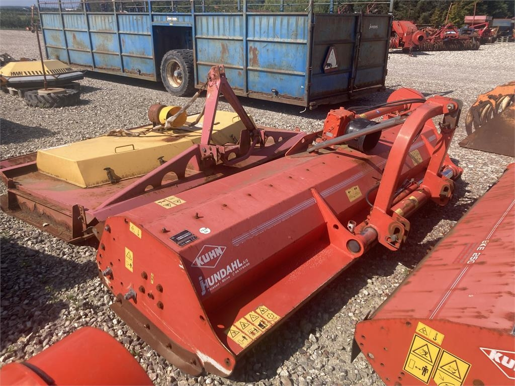 Kuhn VKM 305 - Korrëse bari: foto 1 Kuhn VKM 305 - Korrëse bari: foto 1