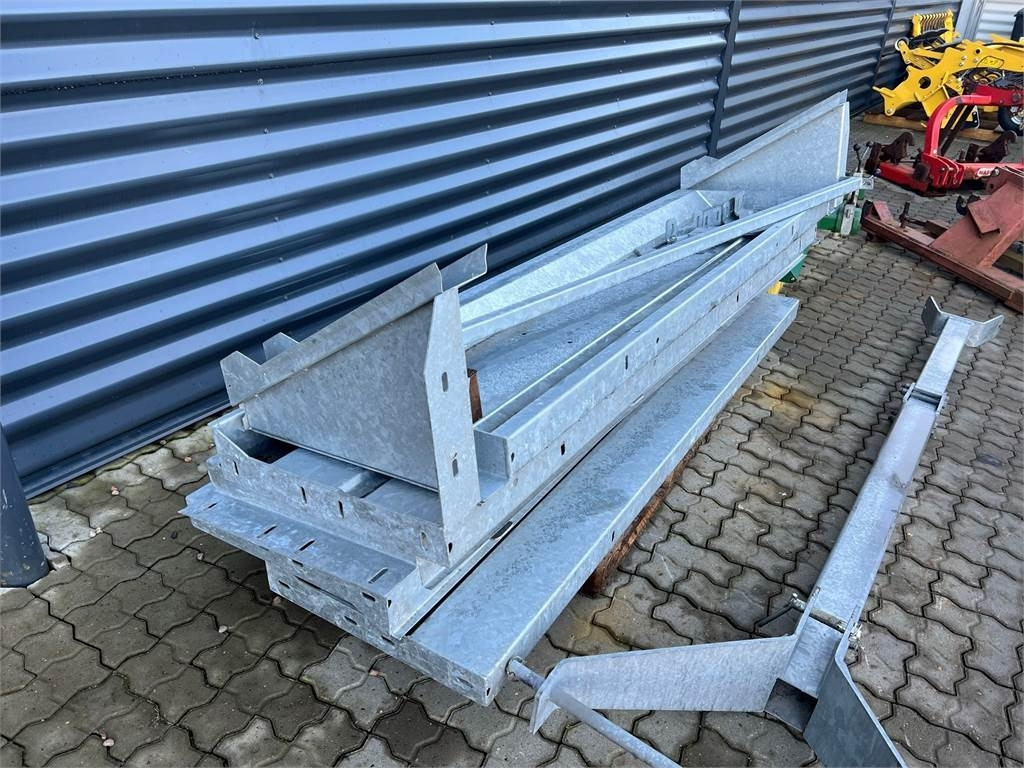 Mi OVERBYG. 60CM SPC 16 - Rimorkio bujqësore vetëshkarkuese/ Shkarkues: foto 1 Mi OVERBYG. 60CM SPC 16 - Rimorkio bujqësore vetëshkarkuese/ Shkarkues: foto 1
