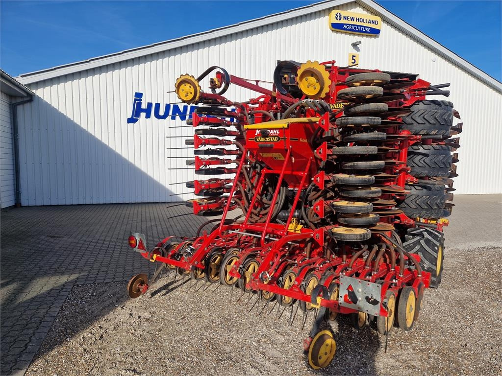 Vaderstad SPIRIT 600C PLUS - Mbjellëse e kombinuar në radhë: foto 3 Vaderstad SPIRIT 600C PLUS - Mbjellëse e kombinuar në radhë: foto 3