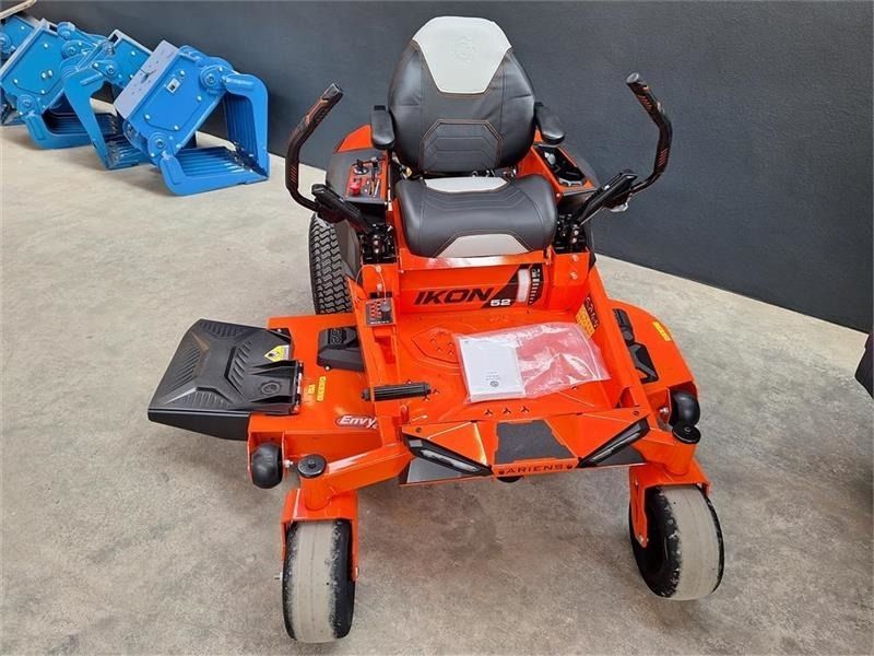 Ariens IKON XD 52" (132 Cm. Klippe bredde) - Traktor komunal: foto 1 Ariens IKON XD 52" (132 Cm. Klippe bredde) - Traktor komunal: foto 1
