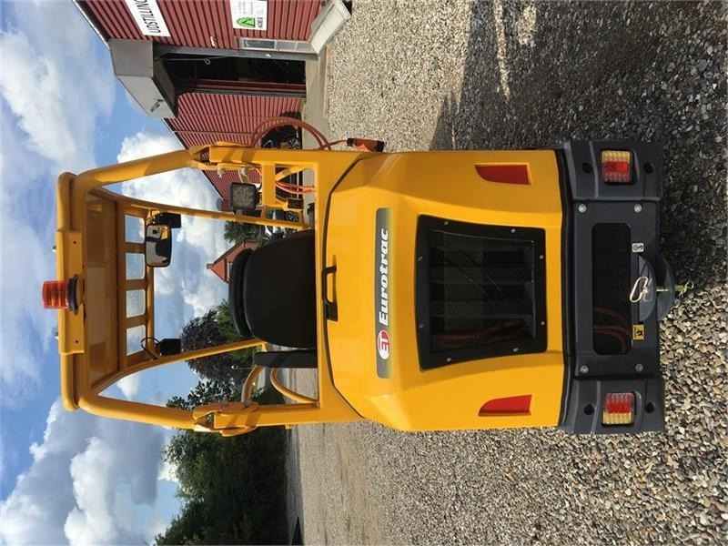 Eurotrac E11-El lang arm - Ngarkues i artikuluar: foto 4 Eurotrac E11-El lang arm - Ngarkues i artikuluar: foto 4