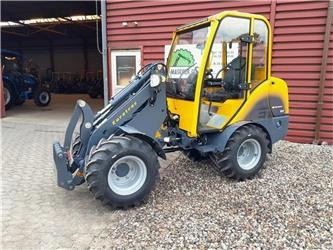 Eurotrac W12 med førerhus - Ngarkues i artikuluar: foto 1 Eurotrac W12 med førerhus - Ngarkues i artikuluar: foto 1