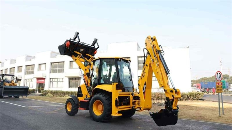 Lonking 83C Fabriks ny - Fadromë me shkarkim nga prapa: foto 3 Lonking 83C Fabriks ny - Fadromë me shkarkim nga prapa: foto 3