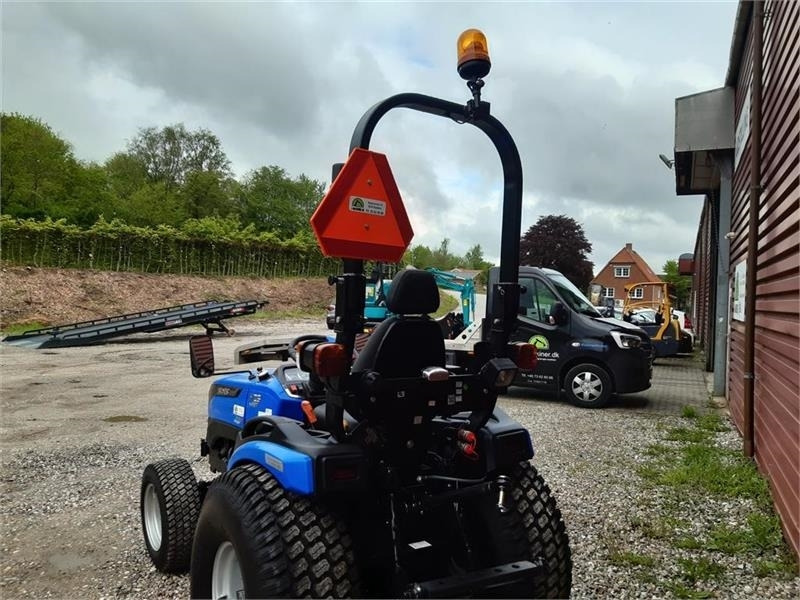 Solis 26 hst - Traktor komunal: foto 4 Solis 26 hst - Traktor komunal: foto 4