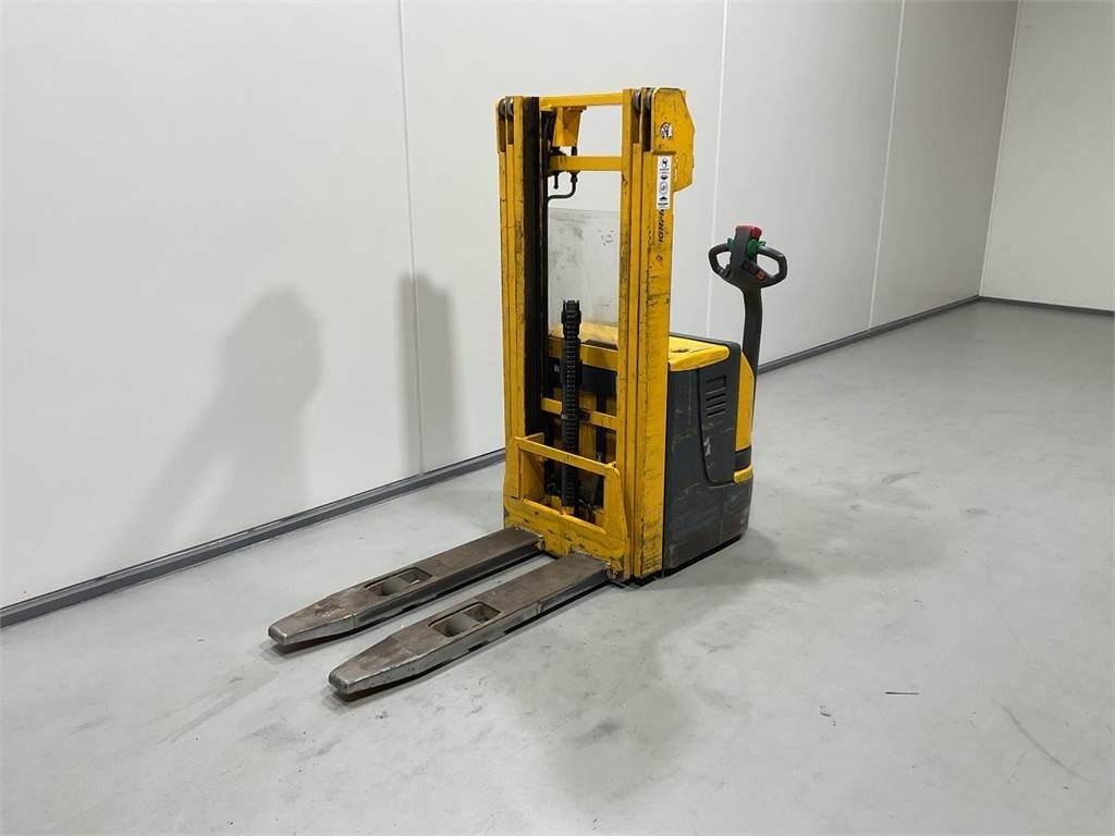 Jungheinrich EJC12 - Stivosës: foto 4 Jungheinrich EJC12 - Stivosës: foto 4