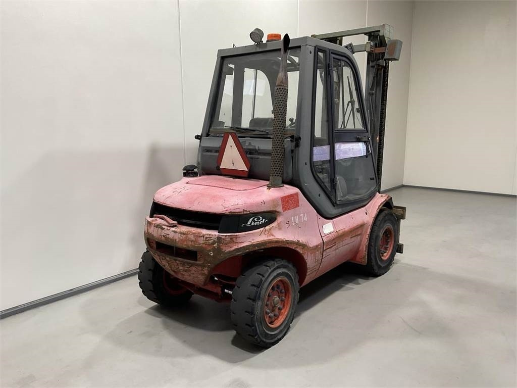 Linde H45D - Pirun më naftë: foto 2 Linde H45D - Pirun më naftë: foto 2