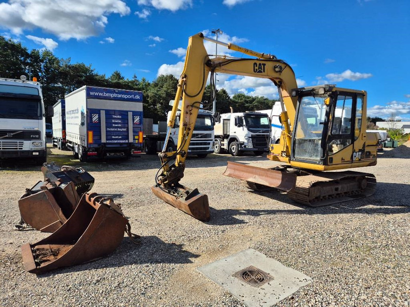 Miniekskavator Cat 307 with extra buckets: foto 9