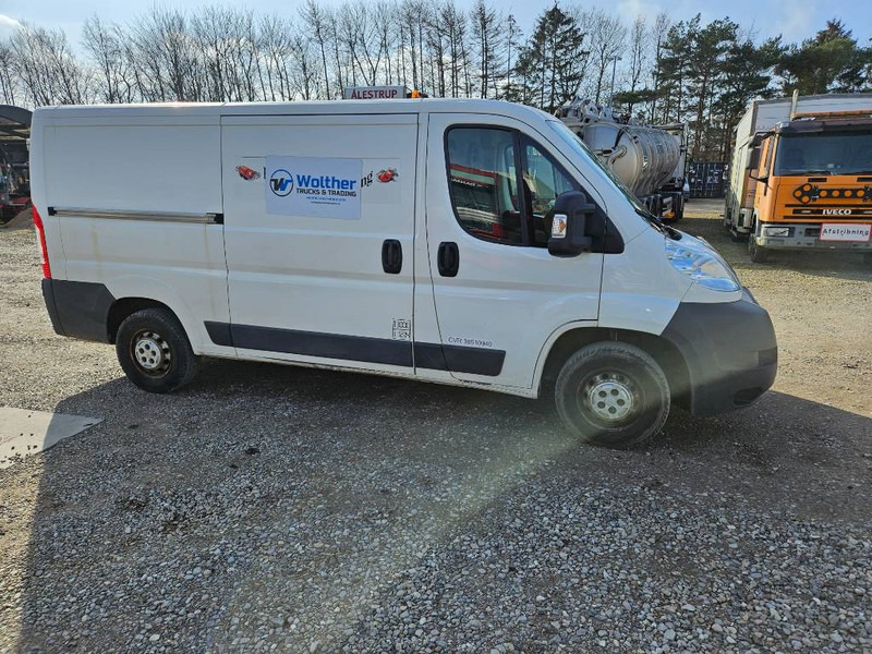 Citroën Jumper 30 2,2 HDi 130 Box - Furgon i vogël: foto 4 Citroën Jumper 30 2,2 HDi 130 Box - Furgon i vogël: foto 4