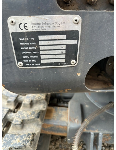 Doosan Slo 18 - 1.8T with shovel pack and low hours - Miniekskavator: foto 5 Doosan Slo 18 - 1.8T with shovel pack and low hours - Miniekskavator: foto 5