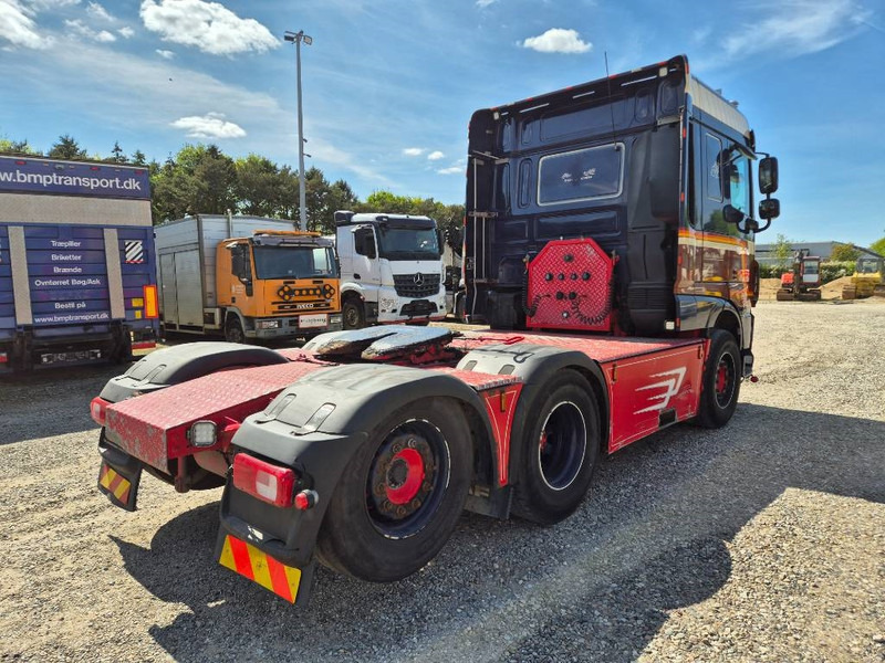 DAF XF 530 // Big Hydraulic // special interior - Gjysmë-kamion: foto 5 DAF XF 530 // Big Hydraulic // special interior - Gjysmë-kamion: foto 5