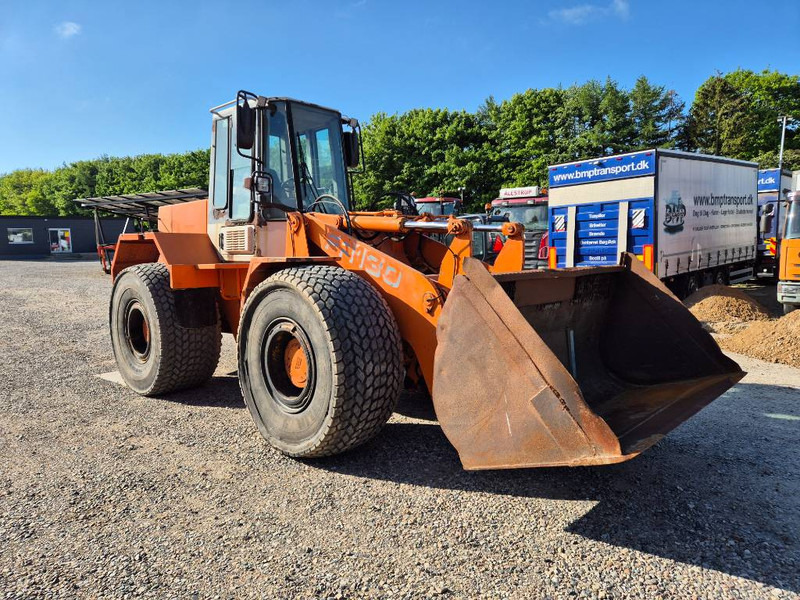 Hitachi FR 130 - Fadrom me goma: foto 1 Hitachi FR 130 - Fadrom me goma: foto 1