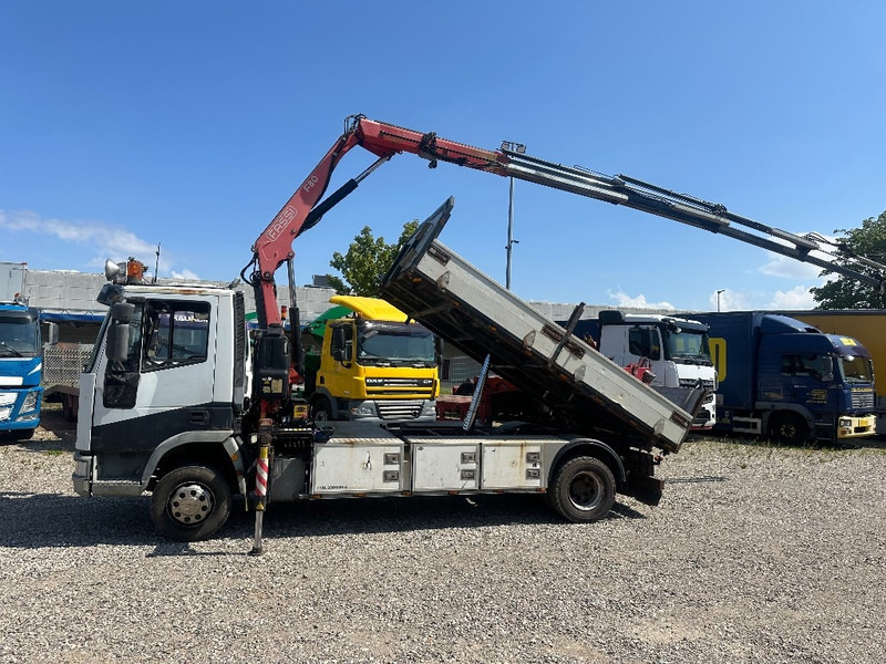 Iveco Eurocargo 120 EL 210hp / Fassi 80A Year 2012 + Tip - Kamion me vinç: foto 2 Iveco Eurocargo 120 EL 210hp / Fassi 80A Year 2012 + Tip - Kamion me vinç: foto 2