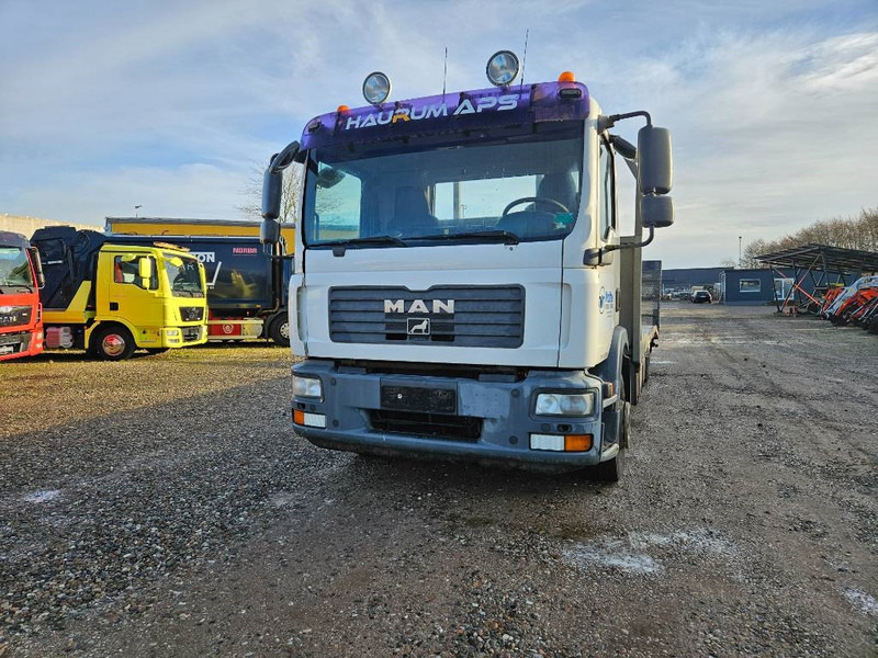 MAN TGM 15.280 // Machinetransport // Autotransporter - Autotransportues: foto 2 MAN TGM 15.280 // Machinetransport // Autotransporter - Autotransportues: foto 2