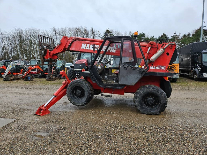 Manitou MT 1230 S CP - Ekskavator teleskopik: foto 3 Manitou MT 1230 S CP - Ekskavator teleskopik: foto 3
