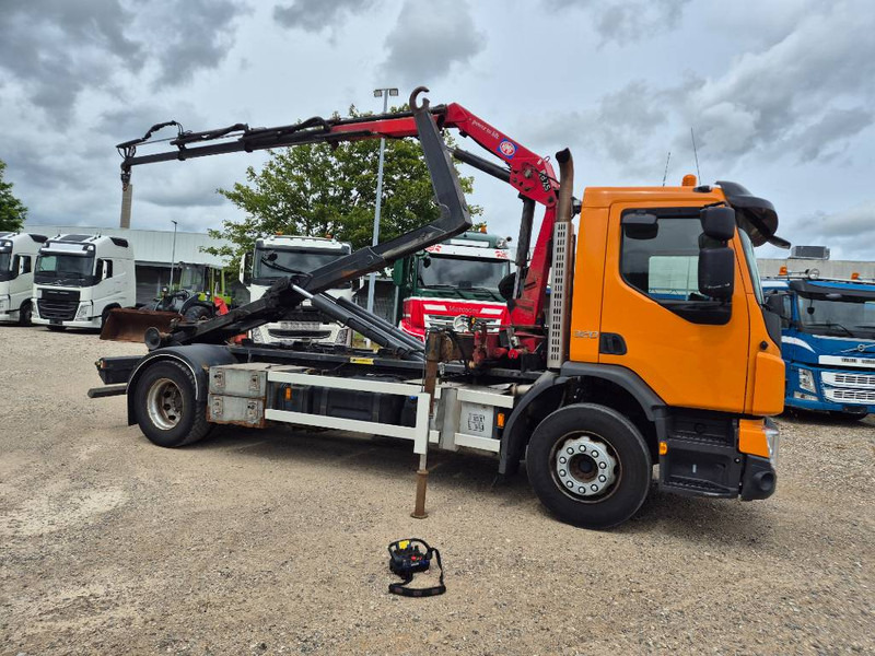 Volvo FE 320 /4x2// HMF 875 K3 // Kroghejs - Kamion me vinç: foto 1 Volvo FE 320 /4x2// HMF 875 K3 // Kroghejs - Kamion me vinç: foto 1