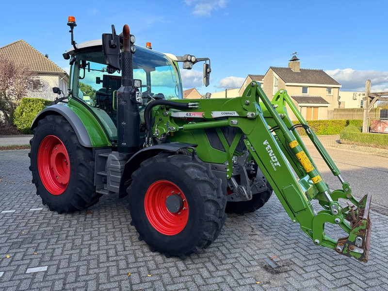 Fendt 313 Vario FendtOne + Fendt Cargo 4x75 - Traktor: foto 4 Fendt 313 Vario FendtOne + Fendt Cargo 4x75 - Traktor: foto 4
