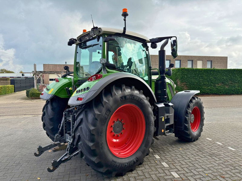 Fendt 720 S4 Vario Profi Plus - Traktor: foto 3 Fendt 720 S4 Vario Profi Plus - Traktor: foto 3