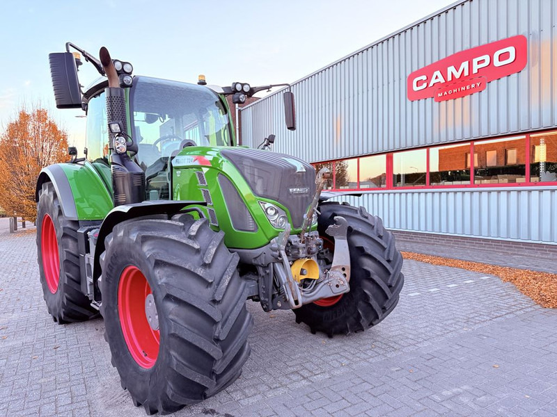 Fendt 724 S4 Profi Plus - Traktor: foto 4 Fendt 724 S4 Profi Plus - Traktor: foto 4