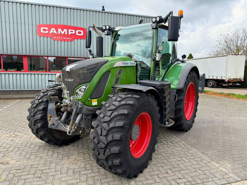 Fendt 724 Vario S4 Profiplus - Traktor: foto 1 Fendt 724 Vario S4 Profiplus - Traktor: foto 1