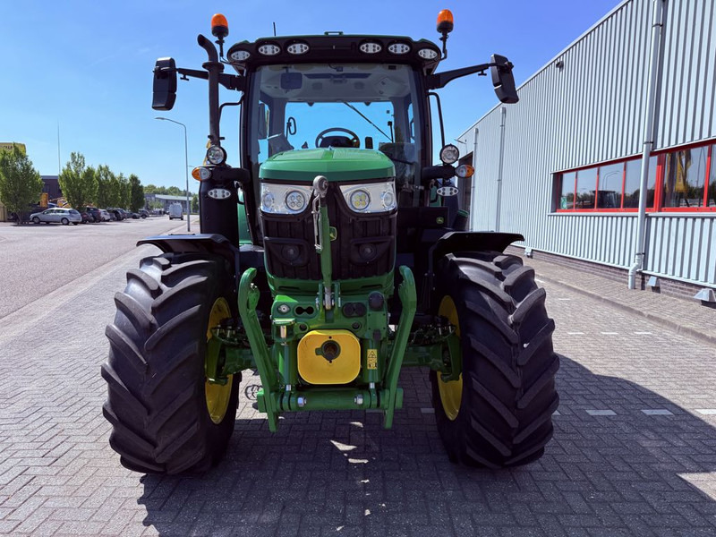 John Deere 6R130 Command Pro Autopowr - Traktor: foto 3 John Deere 6R130 Command Pro Autopowr - Traktor: foto 3