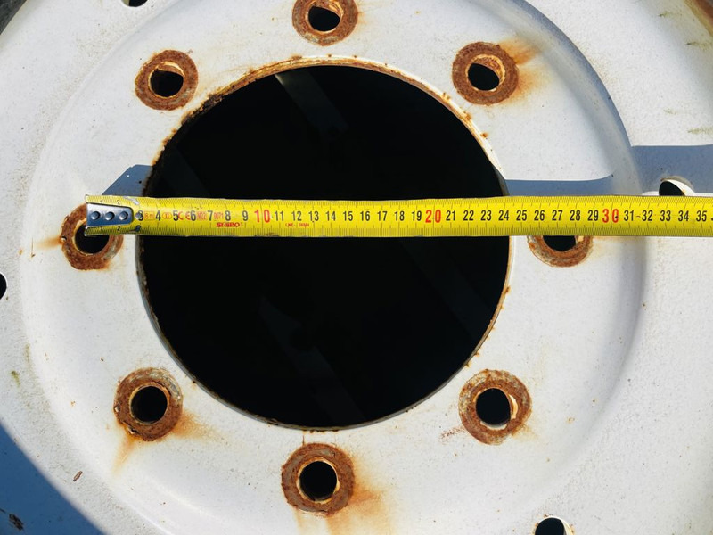 New Holland DW15Lx 38 set velgen - Bandazh: foto 5 New Holland DW15Lx 38 set velgen - Bandazh: foto 5