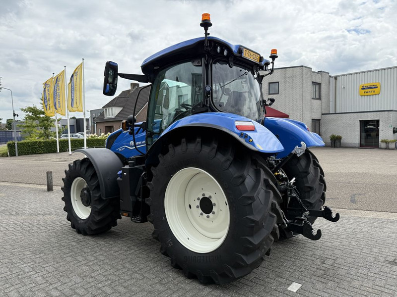 New Holland T6.180 AC Stage V - Traktor: foto 2 New Holland T6.180 AC Stage V - Traktor: foto 2