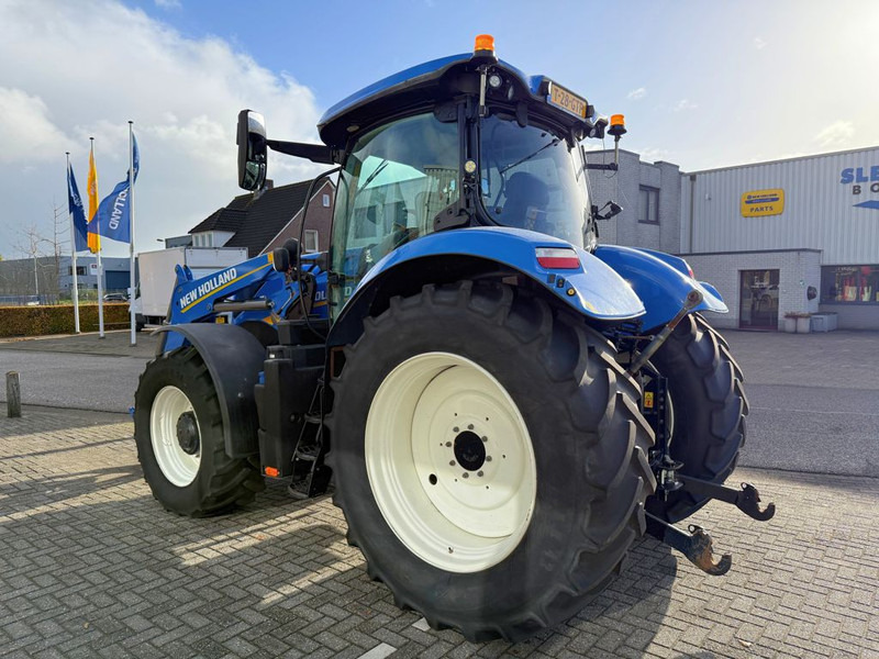 New Holland T7.210 AC Stage V + TL770 Voorlader - Traktor: foto 2 New Holland T7.210 AC Stage V + TL770 Voorlader - Traktor: foto 2