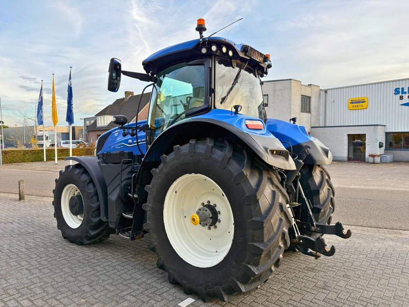New Holland T7.275HD AC Stage V New Gen - Traktor: foto 2 New Holland T7.275HD AC Stage V New Gen - Traktor: foto 2