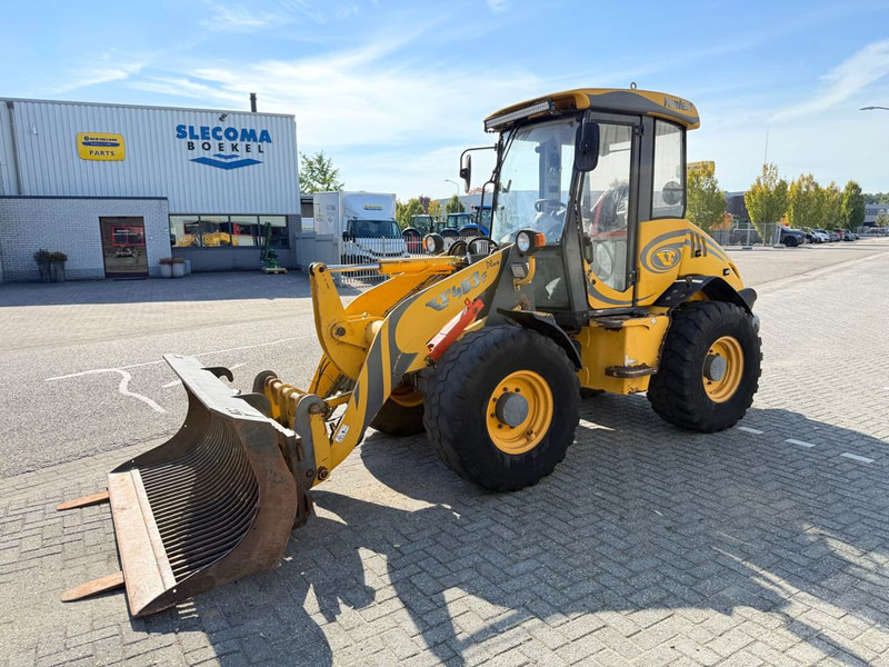 Veneiri VF463F Plus Shovel - Fadrom me goma: foto 1 Veneiri VF463F Plus Shovel - Fadrom me goma: foto 1