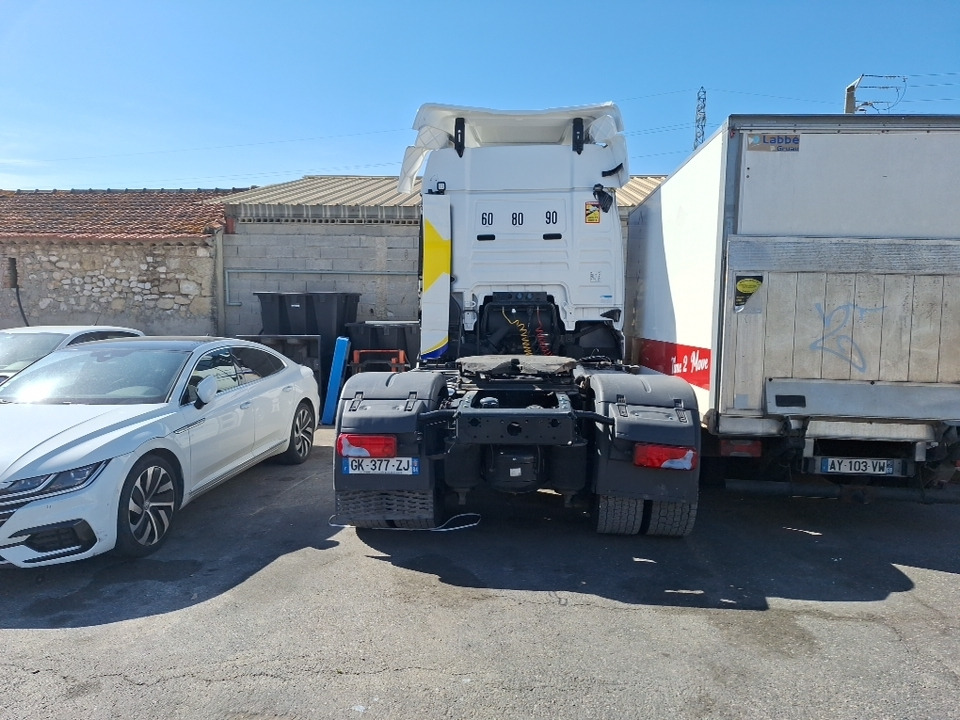 MAN TGX 18.510 - Gjysmë-kamion: foto 3 MAN TGX 18.510 - Gjysmë-kamion: foto 3