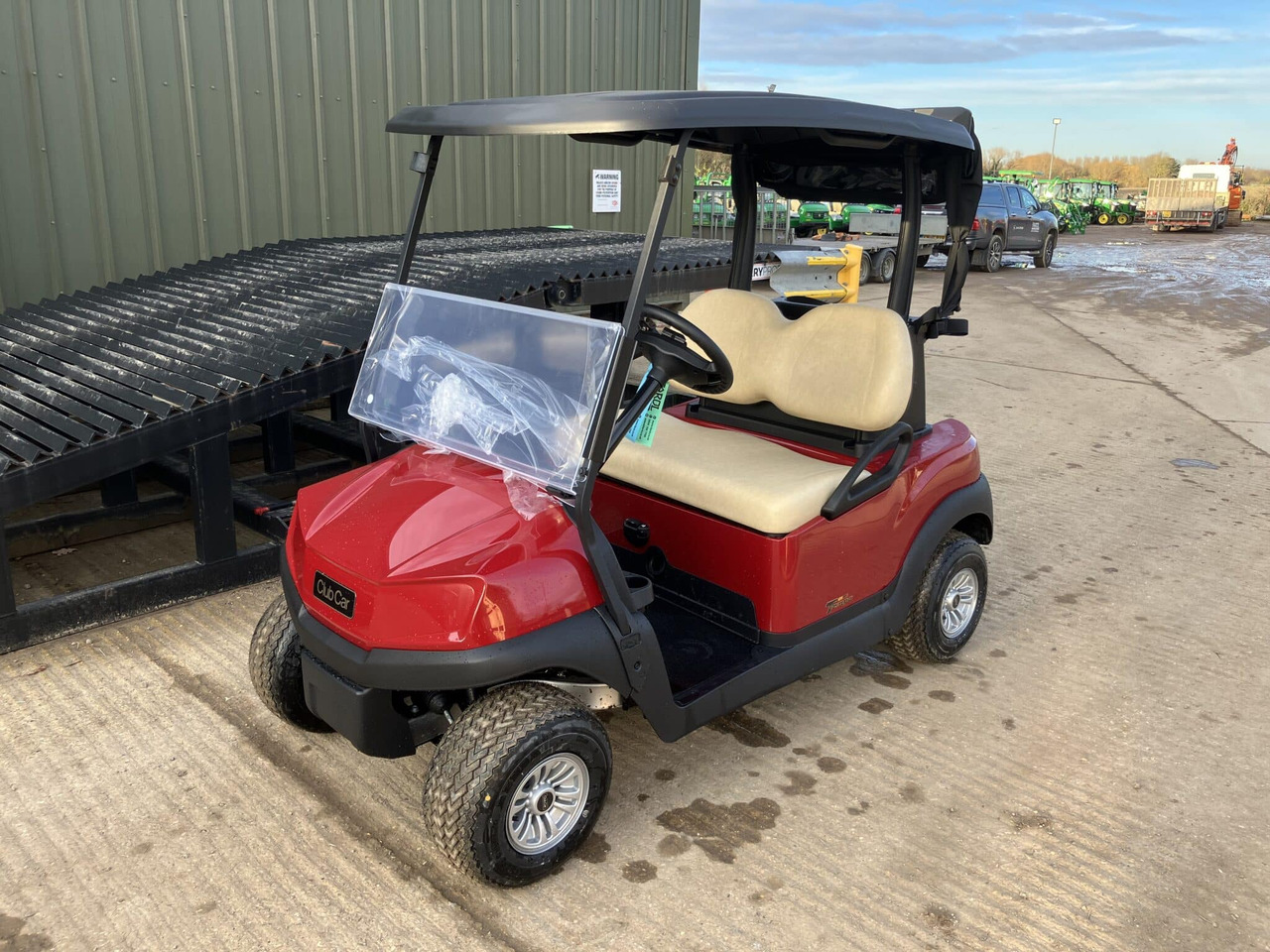 Club Car Tempo Golf Buggy - Karrocë golfi: foto 1 Club Car Tempo Golf Buggy - Karrocë golfi: foto 1