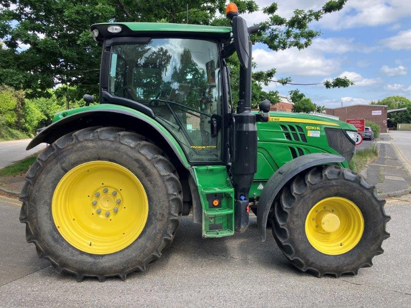 John Deere 6130R - Traktor: foto 1 John Deere 6130R - Traktor: foto 1