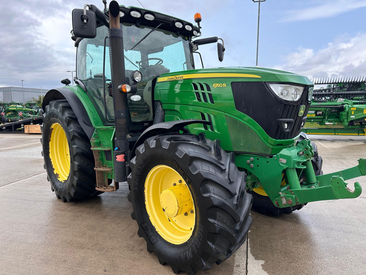 John Deere 6150R - Traktor: foto 1 John Deere 6150R - Traktor: foto 1