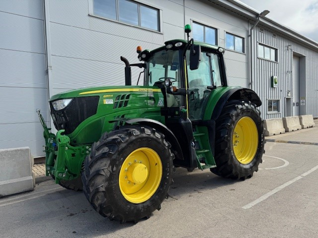 John Deere 6155M - Traktor: foto 1 John Deere 6155M - Traktor: foto 1