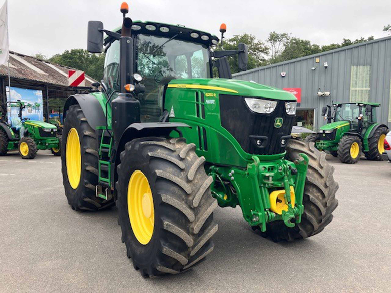 John Deere 6250R - Traktor: foto 5 John Deere 6250R - Traktor: foto 5