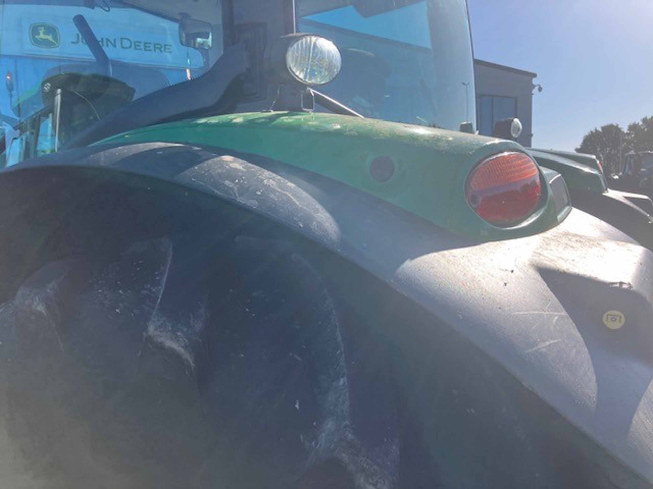 John Deere 6R 155 - Traktor: foto 4 John Deere 6R 155 - Traktor: foto 4