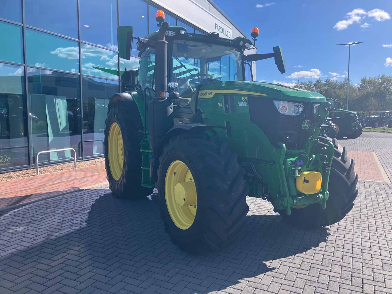 John Deere 6R 185 - Traktor: foto 5 John Deere 6R 185 - Traktor: foto 5