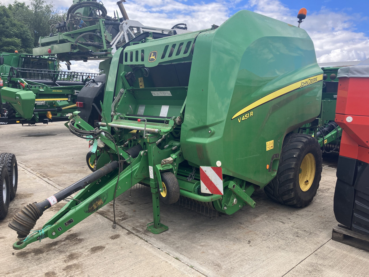 John Deere V451R - Barkthyese: foto 1 John Deere V451R - Barkthyese: foto 1