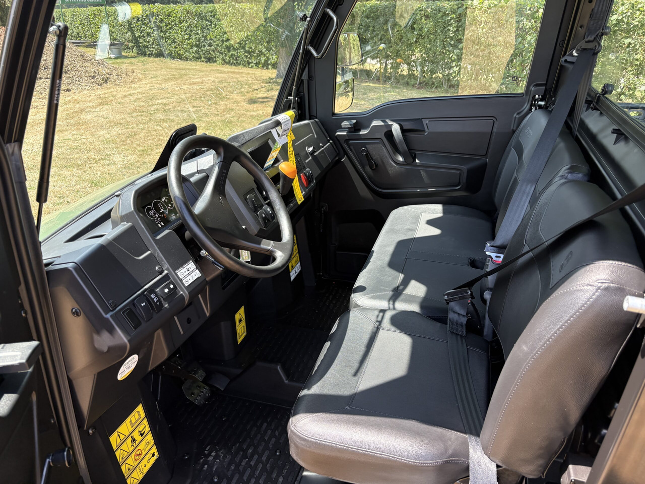 John Deere XUV875M Gator - ATV/ Qarku virtual: foto 4 John Deere XUV875M Gator - ATV/ Qarku virtual: foto 4