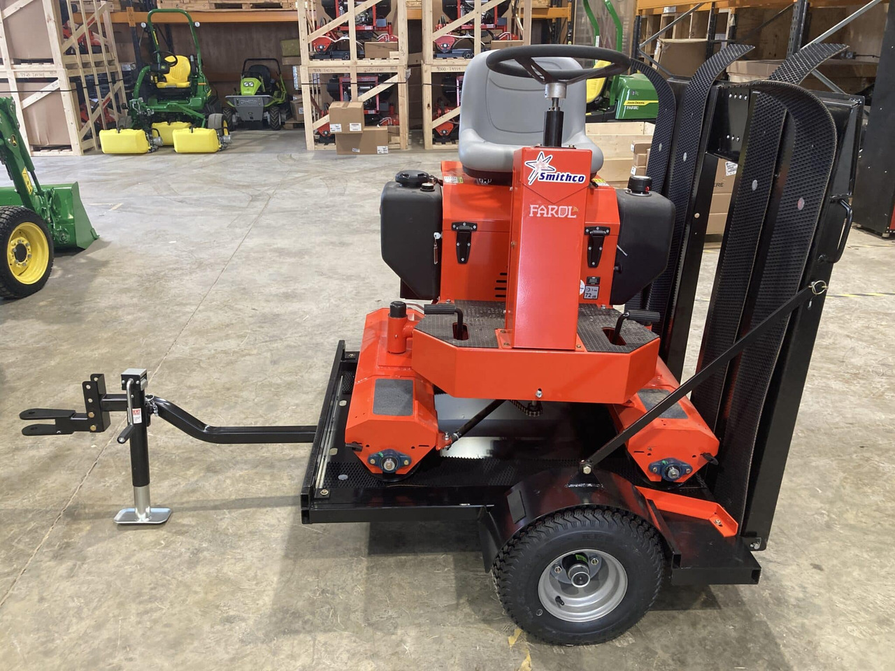 Pajisje kopshti i ri Smithco Tournament Ultra 7580 Greensroller: foto 1