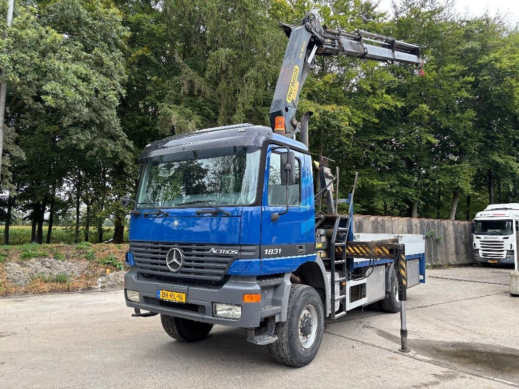 Mercedes-Benz Actros 1831/ 4x4 / Palfinger PK19000 Crane - Kamion me vinç: foto 5 Mercedes-Benz Actros 1831/ 4x4 / Palfinger PK19000 Crane - Kamion me vinç: foto 5