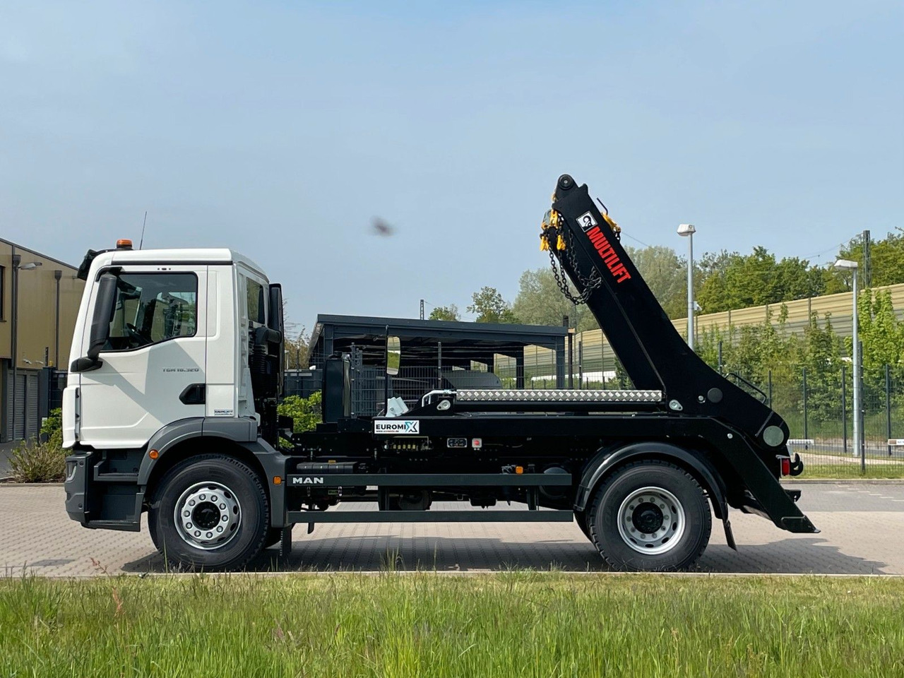 MAN TGM 18.320 4x2 Euro 6e Hiab Multilift Futura 12 - Kamion vetëshkarkues, Kamion me vinç: foto 3 MAN TGM 18.320 4x2 Euro 6e Hiab Multilift Futura 12 - Kamion vetëshkarkues, Kamion me vinç: foto 3