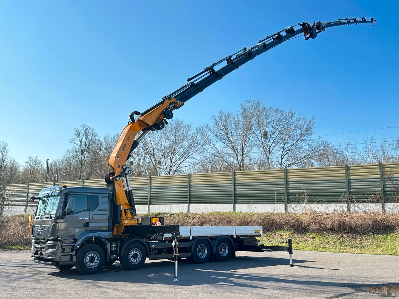 MAN TGS 35.520 8X4 TG 3 EFFER 955-8s +Jib 6sAUTOKRAN - Kamion me vinç: foto 4 MAN TGS 35.520 8X4 TG 3 EFFER 955-8s +Jib 6sAUTOKRAN - Kamion me vinç: foto 4