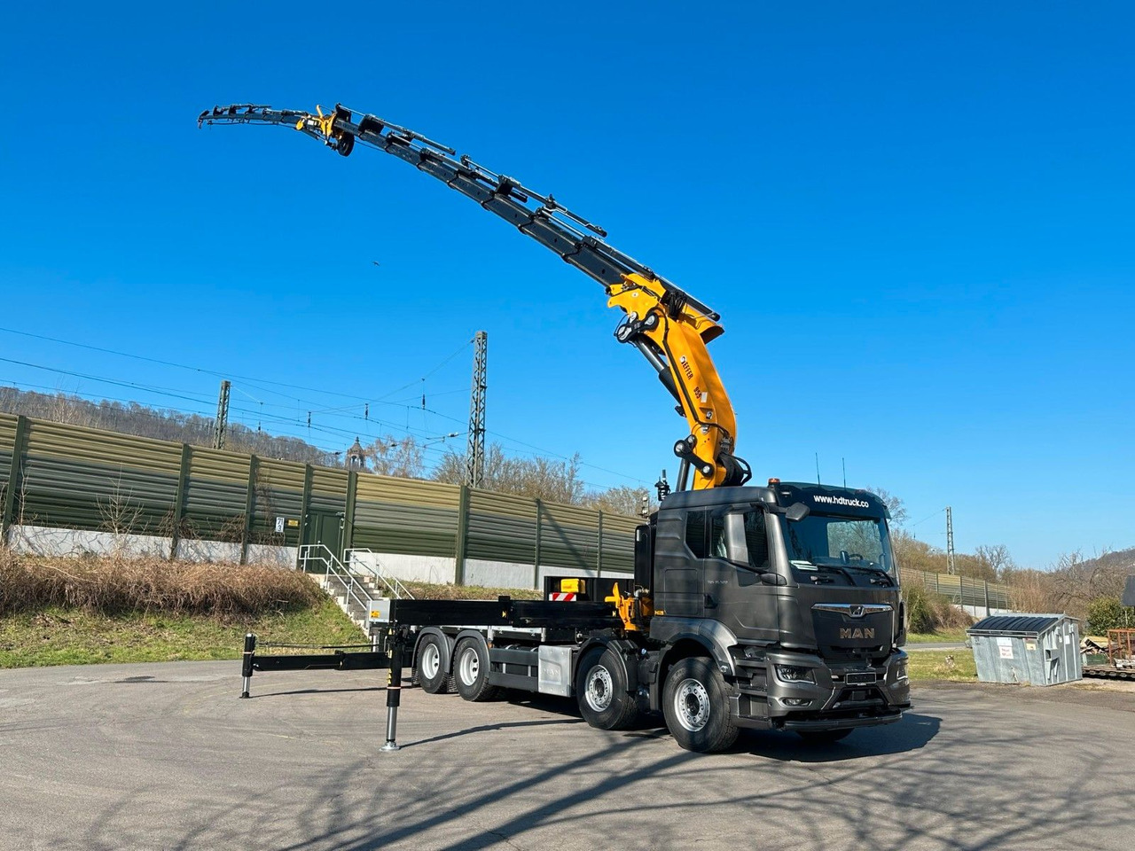 MAN TGS 35.520 8X4 TG 3 EFFER 955-8s +Jib 6sAUTOKRAN - Kamion me vinç: foto 2 MAN TGS 35.520 8X4 TG 3 EFFER 955-8s +Jib 6sAUTOKRAN - Kamion me vinç: foto 2