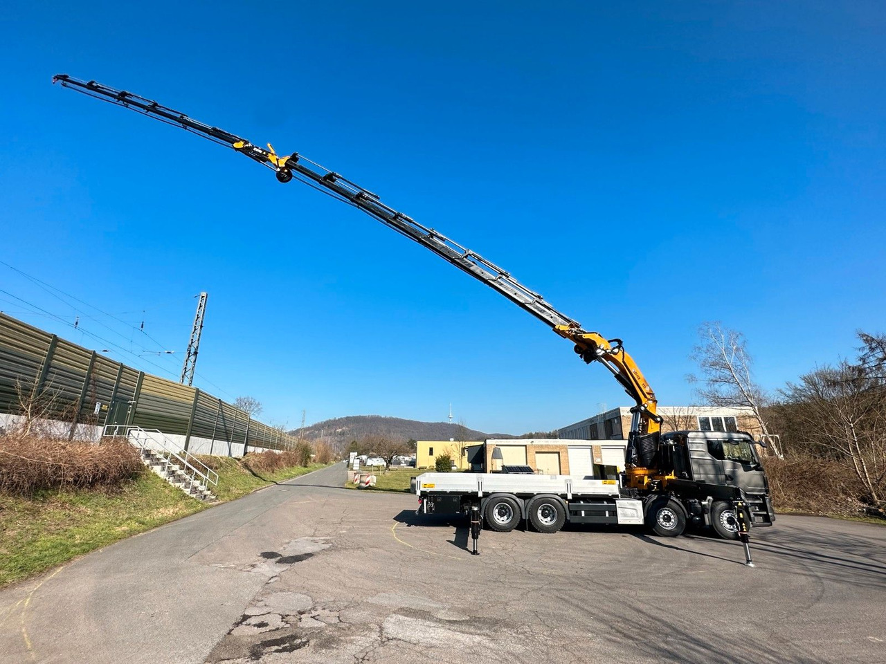 MAN TGS 35.520 8X4 TG 3 EFFER 955-8s +Jib 6sAUTOKRAN - Kamion me vinç: foto 5 MAN TGS 35.520 8X4 TG 3 EFFER 955-8s +Jib 6sAUTOKRAN - Kamion me vinç: foto 5